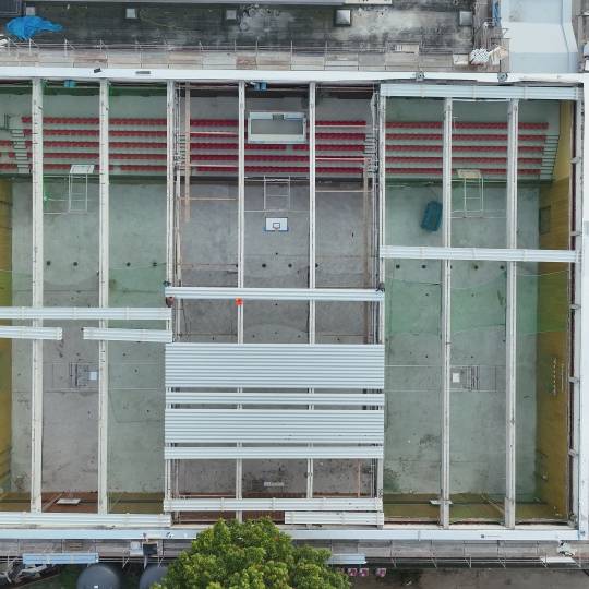 Sporthalle im Vareler Weg: Dachbinder müssen erneuert werden