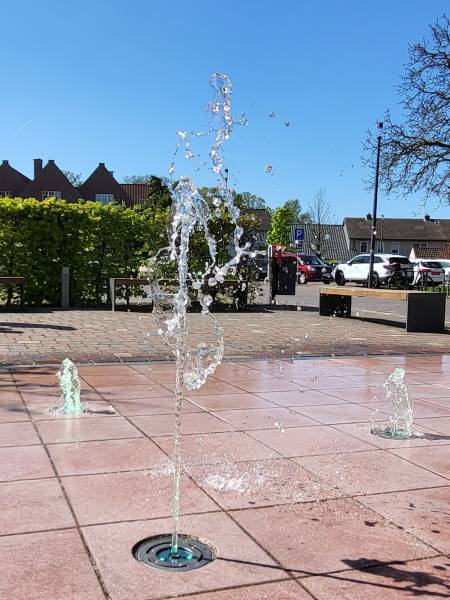 Betriebsbeginn des Wasserspiels